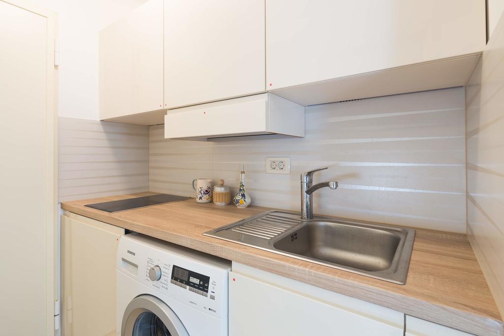 Phoenix Studio Apartment Split Exteriör bild